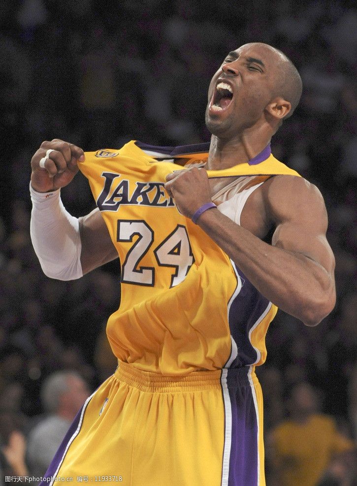 拜仁中场的 拜仁中场的